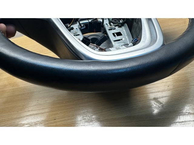 Руль Opel Meriva B  2010-2016 года 13412202      