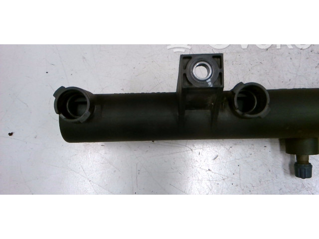 Топливная рампа 9628084680   Fiat Ulysse  