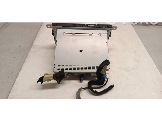 Радио/ проигрыватель CD/DVD / навигация 281158699R, 276660    Renault Clio IV   