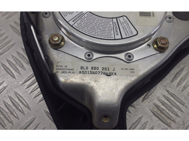 Подушка безопасности водителя 8L0880201J Audi A3 S3 8L