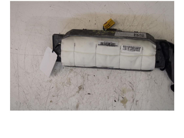 Подушка безопасности водителя Audi A6 S6 C5 4B