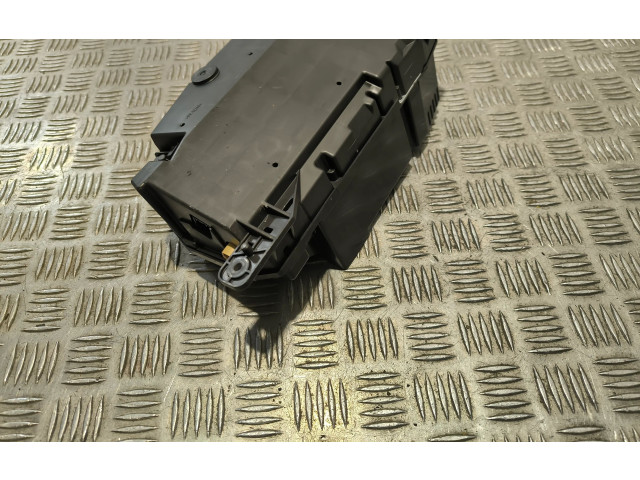 Дисплей 32233456 Volvo XC60