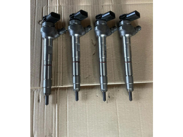 Комплект форсунок 05L130277E Skoda Octavia Mk4