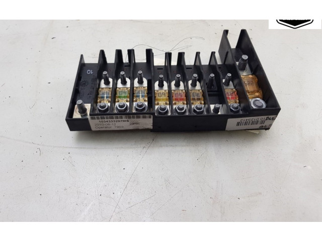 Pojistková skříňka 7H0937550A Volkswagen Transporter - Caravelle T5 2010