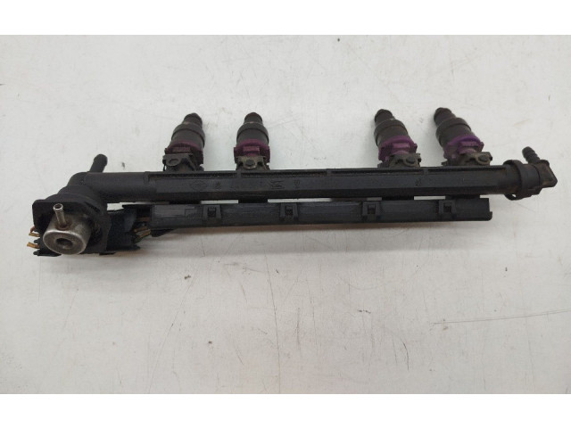 Топливная рампа 7700870914 Renault Clio II