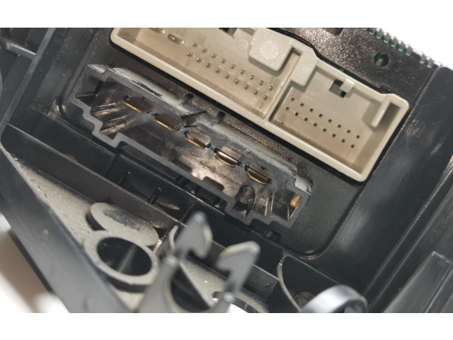 Блок управления климат-контролем    Volkswagen Caddy