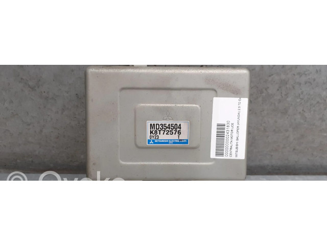 Блок управления двигателя MD354504, K8T72576 Mitsubishi Pajero