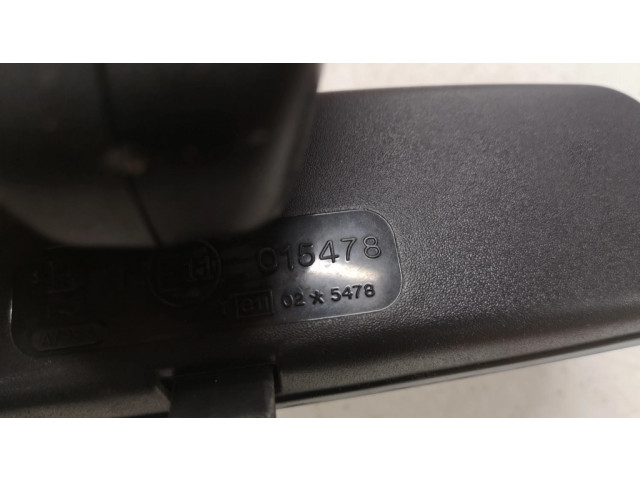 Зеркало заднего вида (в салоне)