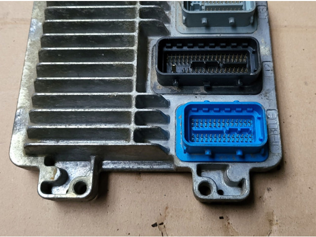 Блок управления двигателя 12594431   Chevrolet Colorado