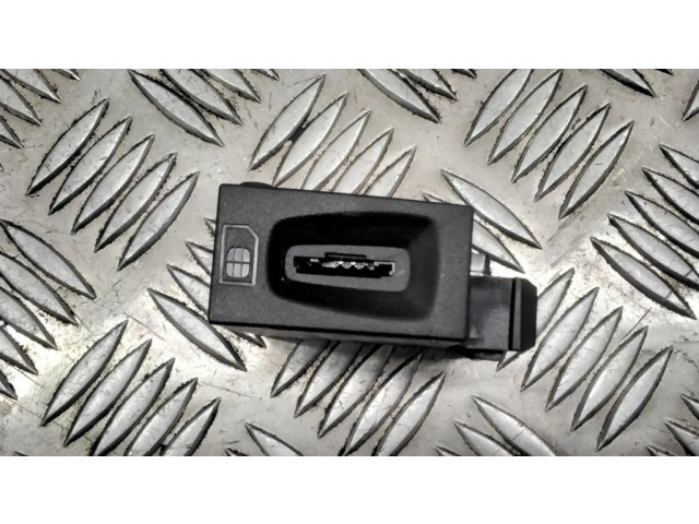 Блок управления 31450931   Volvo V70