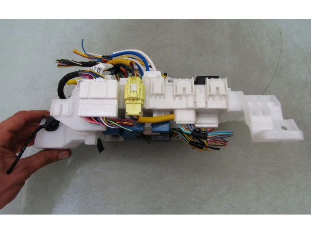 Pojistková skříňka Suzuki SX4 S-Cross 2023