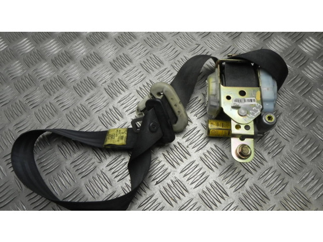 Передний ремень безопасности