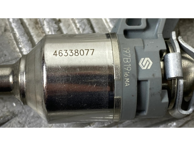 Форсунка 46338077    Jeep Renegade для бензинового двигателя 55282328 1.3