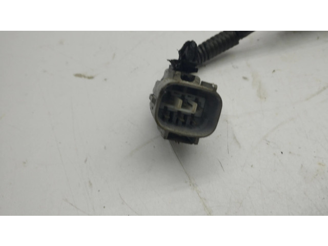 Vstřikovač    Lexus GS 300 350 430 450H  pro benzínový / Электричество motor 3.5  