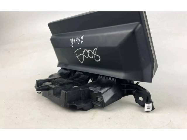 Экран/ дисплей / маленький экран 9839367980    Peugeot 5008 II