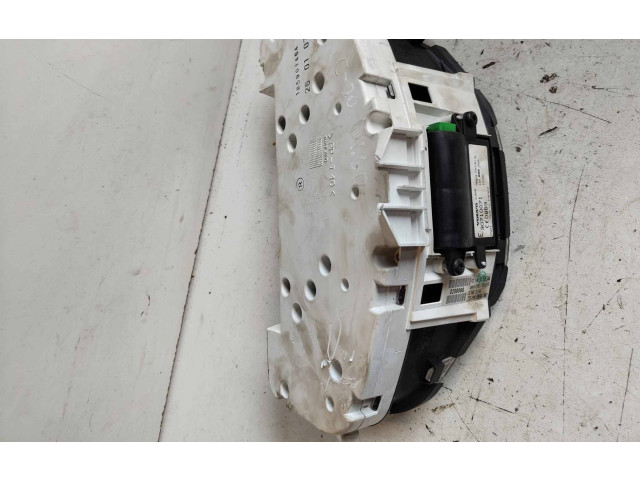 Панель приборов 30710071   Volvo V70       