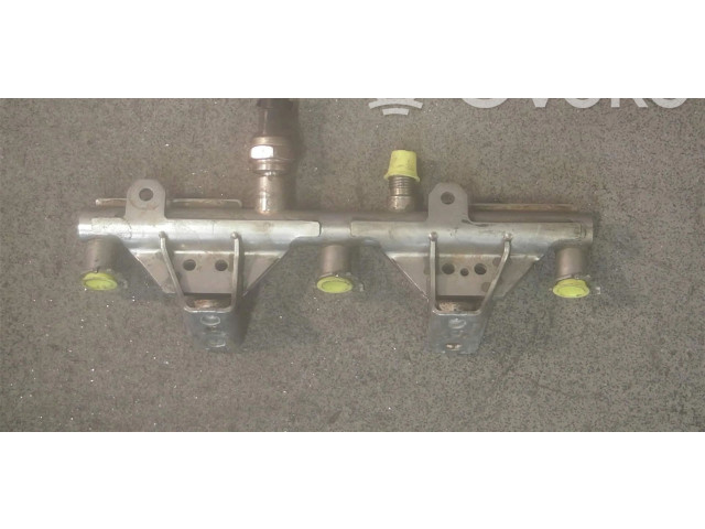 Vstřikovací lišta 9A111086031   Porsche Cayman 981    A122 