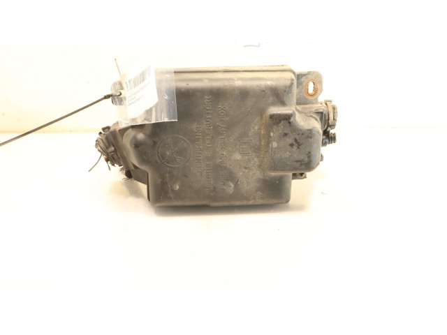 Блок предохранителей 735419793 Fiat Grande Punto