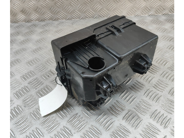   Pojistková skříňka 10966812, 6122085   MG ZS 2024