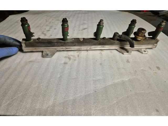 Комплект форсунок 9470229    Volvo V70   