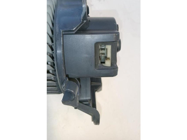 Вентилятор печки 77364953, 199A3000 Fiat Grande Punto