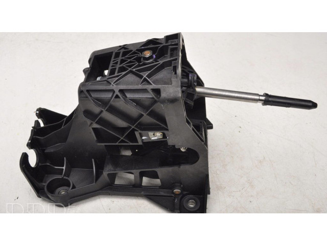 Другая деталь салона