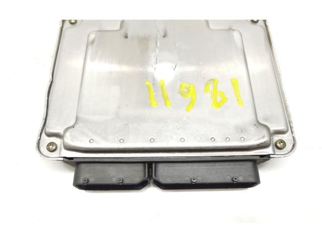 Блок управления двигателя 038906012K, 0281010111 Volkswagen Golf SportWagen