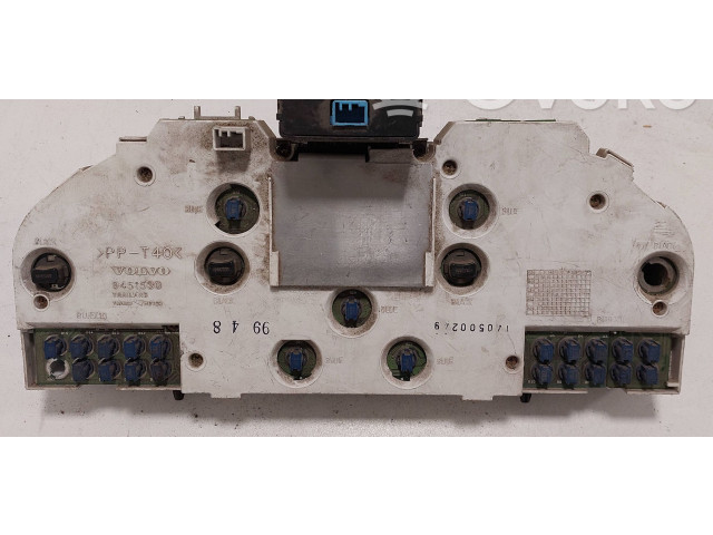 Панель приборов 9472523, 69294240T   Volvo V70       