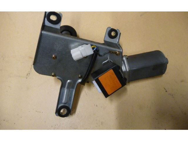 Моторчик заднего дворника 2871015U00    Nissan Skyline