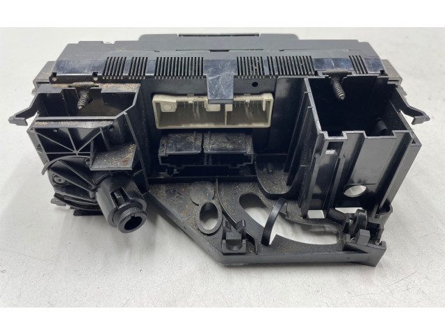 Блок управления климат-контролем    Volkswagen Caddy