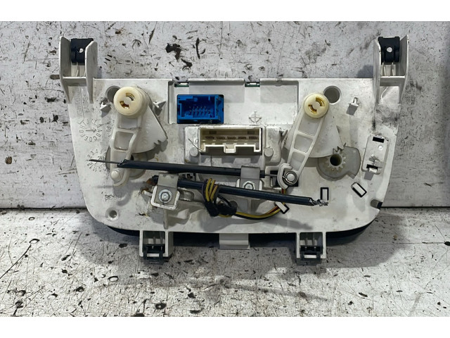 Блок управления климат-контролем    Fiat Grande Punto