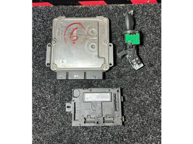 Блок управления двигателя 237102213R, 284B12330R Dacia Dokker