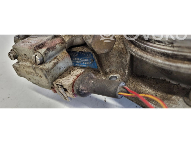 Vstřikovací lišta 0438101005   Audi 80 90 B3     