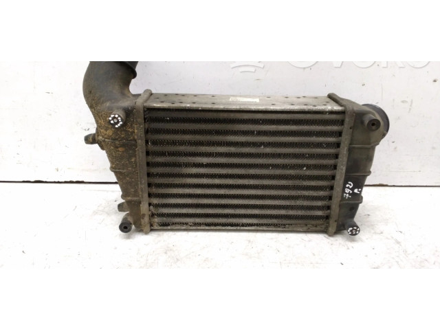 Интеркулер  517159990, 1686864   Alfa Romeo GT 