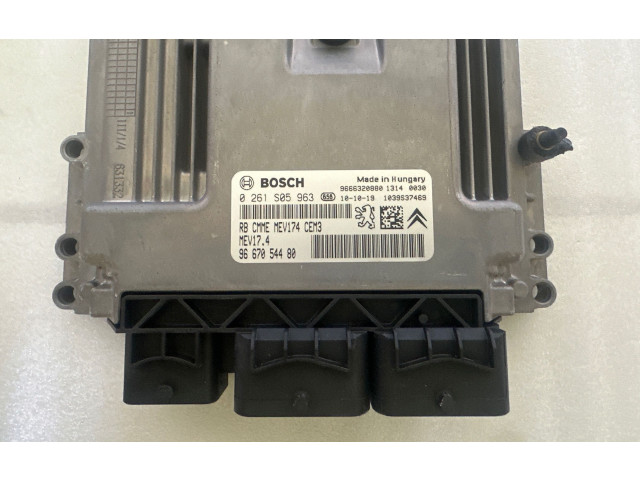 Блок управления двигателя 9666320880, 0261S05963   Citroen DS3      