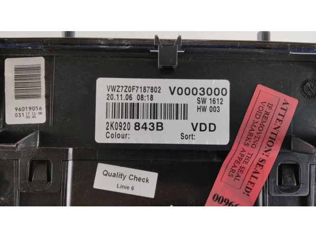 Панель приборов 2K0920843B   Volkswagen Caddy       