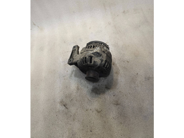 Генератор 8637849, 0124625001   Volvo XC90      