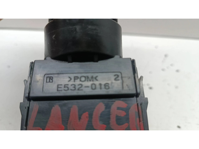 Ручка стеклоочистителей E532016 Mitsubishi Lancer VIII