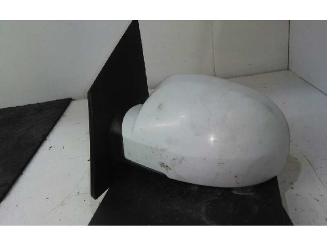 Зеркало электрическое        Hyundai Getz   -  года   