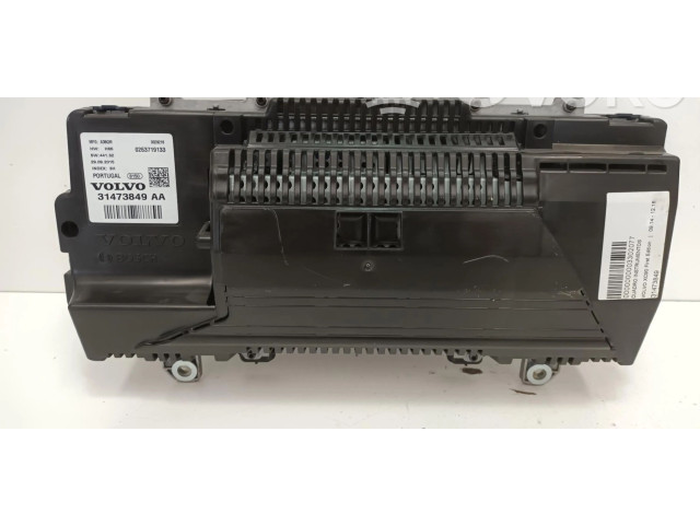 Панель приборов 31473849   Volvo XC90       