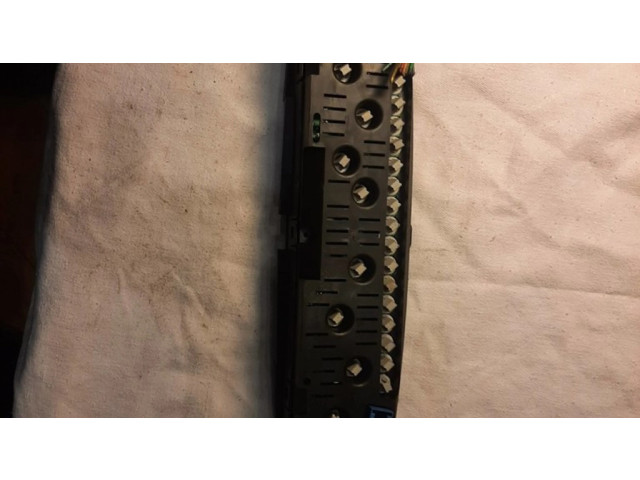 Панель приборов 9645077080, 110008966002   Citroen Xsara Picasso       