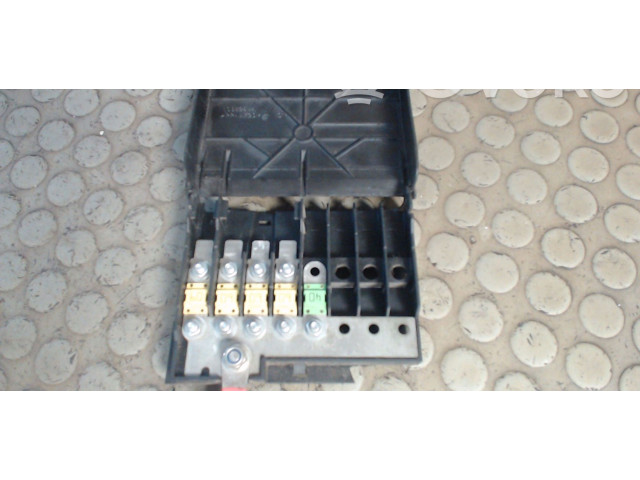 Блок предохранителей  1238396   Ford Fusion    