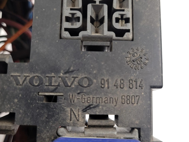Pojistková skříňka 9148814, T91681993 Volvo 940 1994