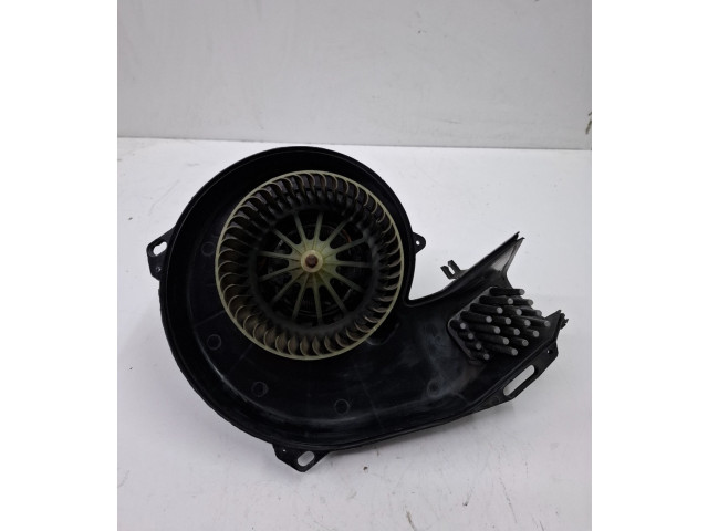 Вентилятор печки    90566802   Opel Meriva A