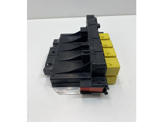 Блок предохранителей A2305453832, A2305402550 Mercedes-Benz SL R230