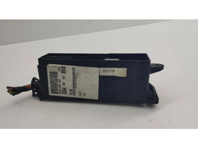 Pojistková skříňka 0094BP0001000800SB Ford Grand C-MAX 2011