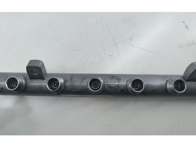 Vstřikovací lišta 175216420R, 15225000789199 Mercedes-Benz C W205