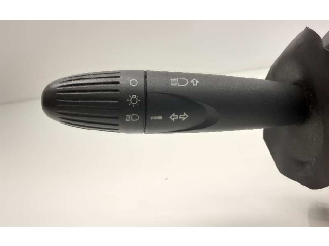 Ручка стеклоочистителей O7354736600   Ford Ka