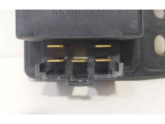 Блок предохранителей MA809932, 86125 Mitsubishi Montero