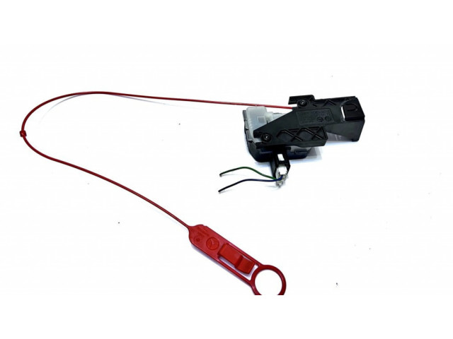 Электрический замок крышки